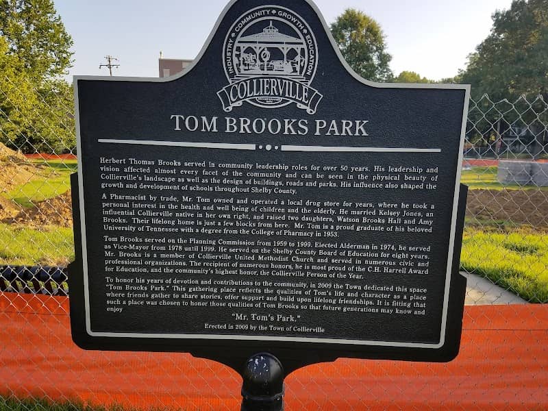 Tom Brooks Park - Image 1