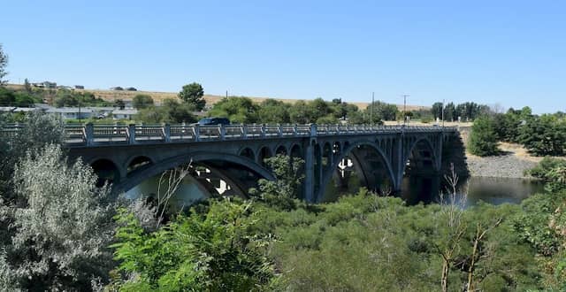 Umatilla River Bridge on Stanfield Meadows road - Image 1