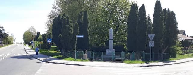 Pomnik w hołdzie żołnierzom Armii Czerwonej - Image 2