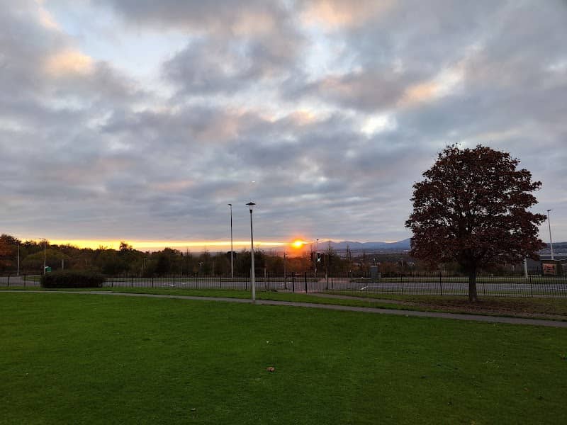 Mayfield Park - Image 2
