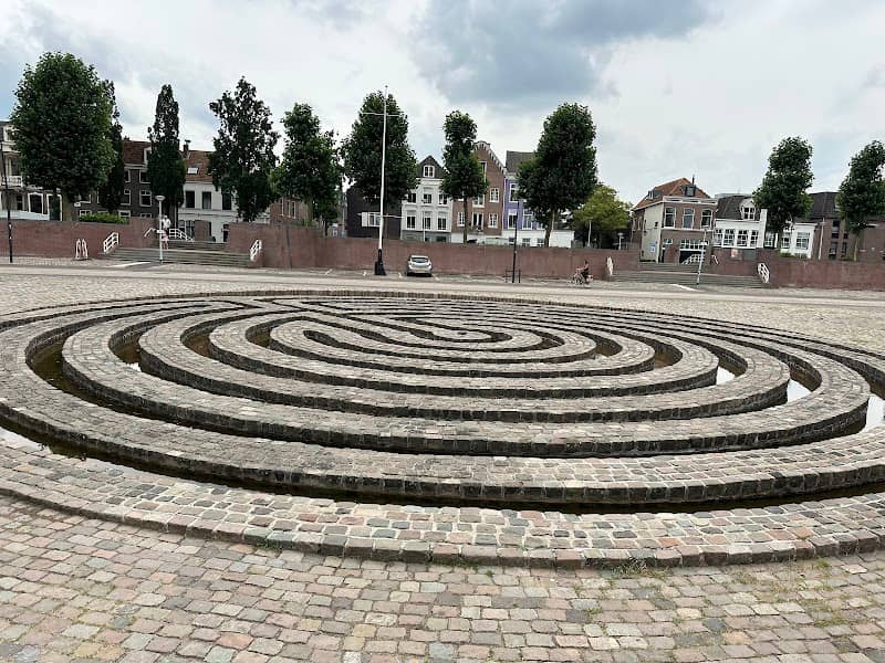 The Labyrinth, artwork - Image 1