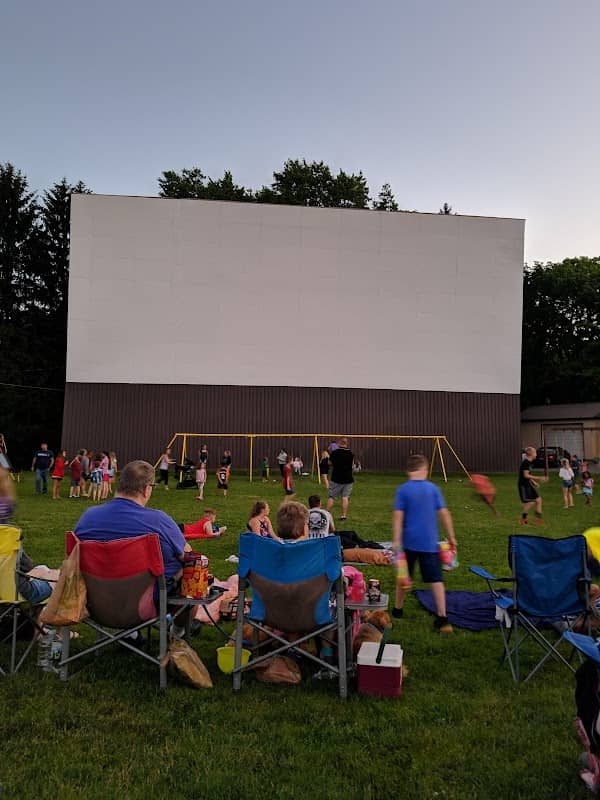 Silver Lake Twin Drive In Theatre - Image 1