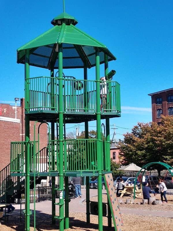 Henry Law Park - Image 3