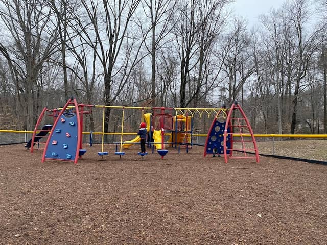 St. Clair Brooks Memorial Park - Image 1