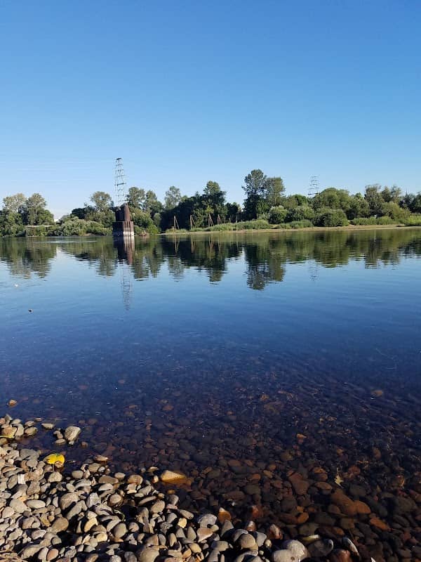 Takena Landing Park - Image 2