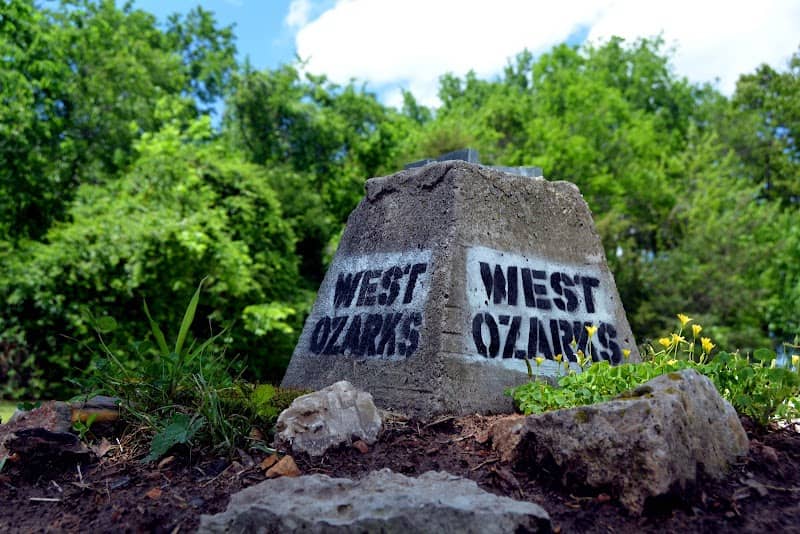 Western Territory of the Ozarks Marker - Image 2