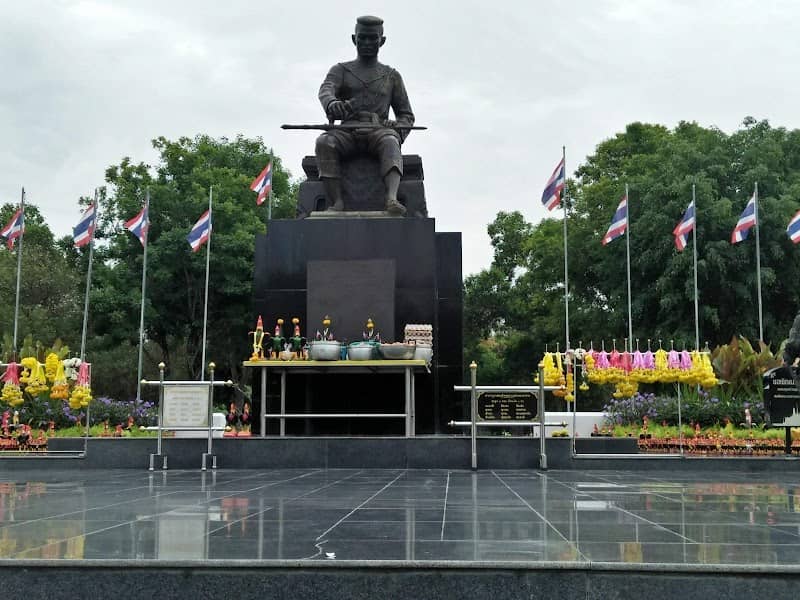 Royal Monument of King Naresuan. - Image 1
