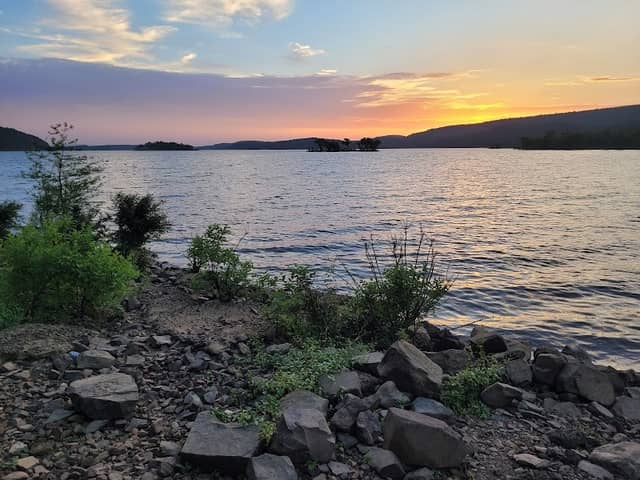 Blue Mountain Park - Image 1