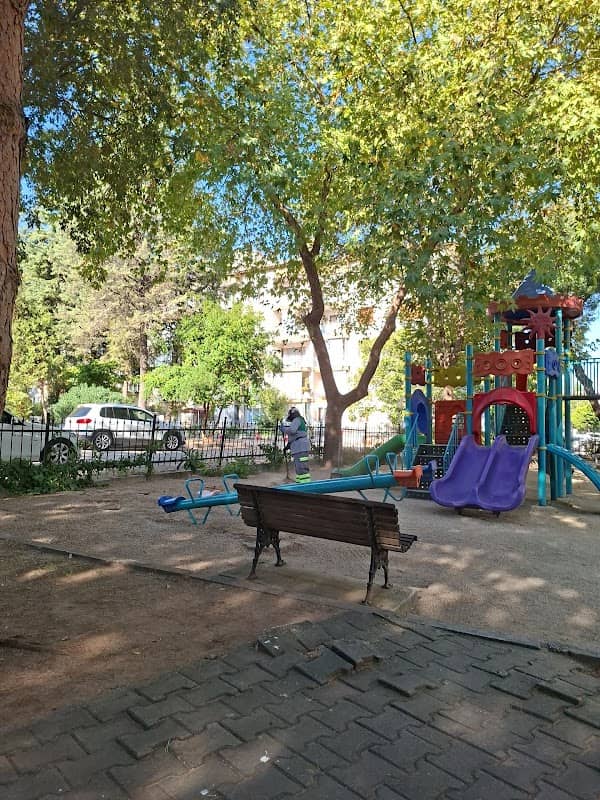 Park - Image 2