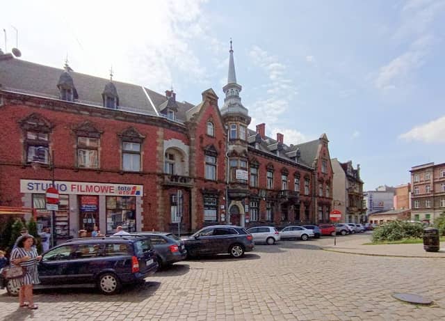 Plac Niepodległości - Image 1