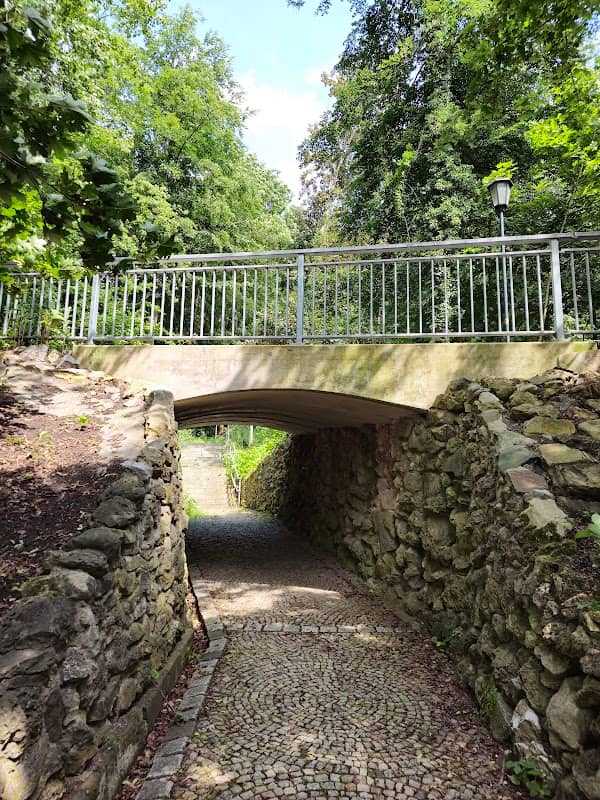 Liebestunnel Gehege Nordhausen - Image 1