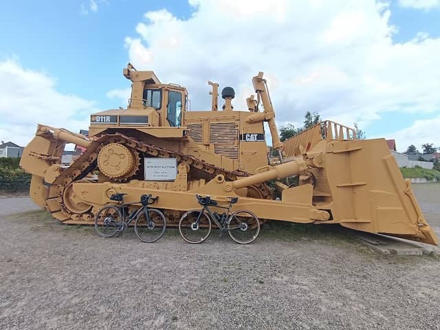 CAT D11 Dozer - Image 1