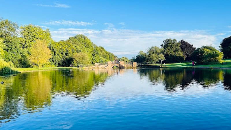 Model Boating Lake - Image 2