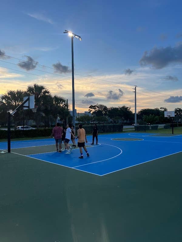 Lincoln Park - Image 2