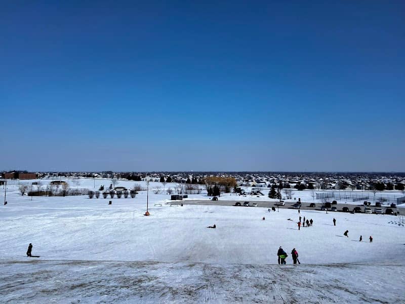 Cene's Four Seasons Park - Image 2