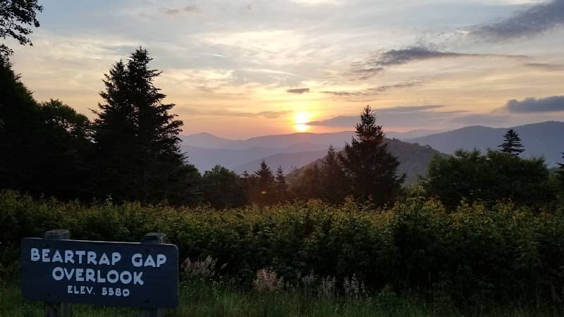 Beartrap Gap Overlook - Image 2