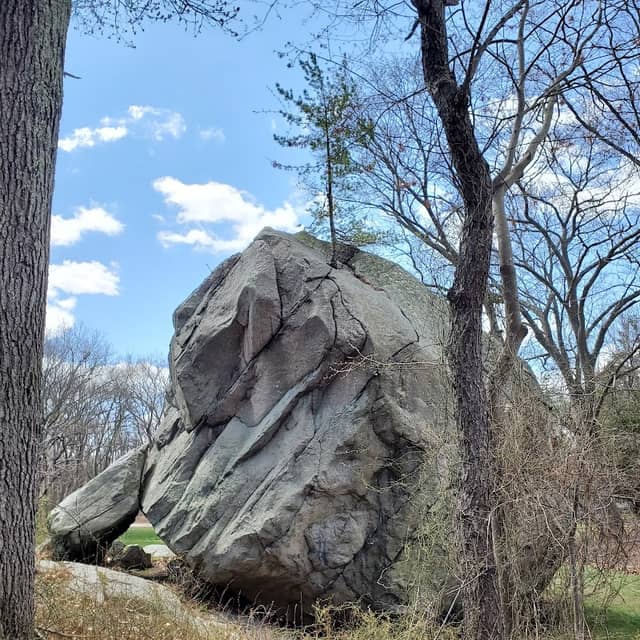 House Rock Park - Image 1