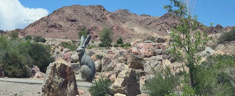 Tortoise Statue - Image 1