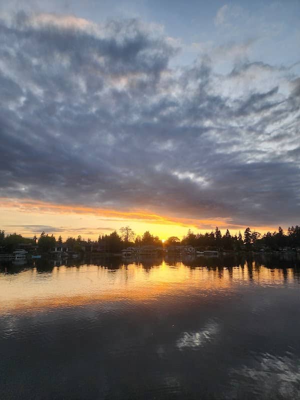 Edgewater Park - Image 2