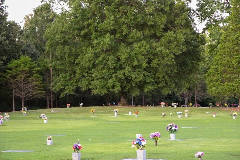 Autumn Woods Memorial Park - Image 2