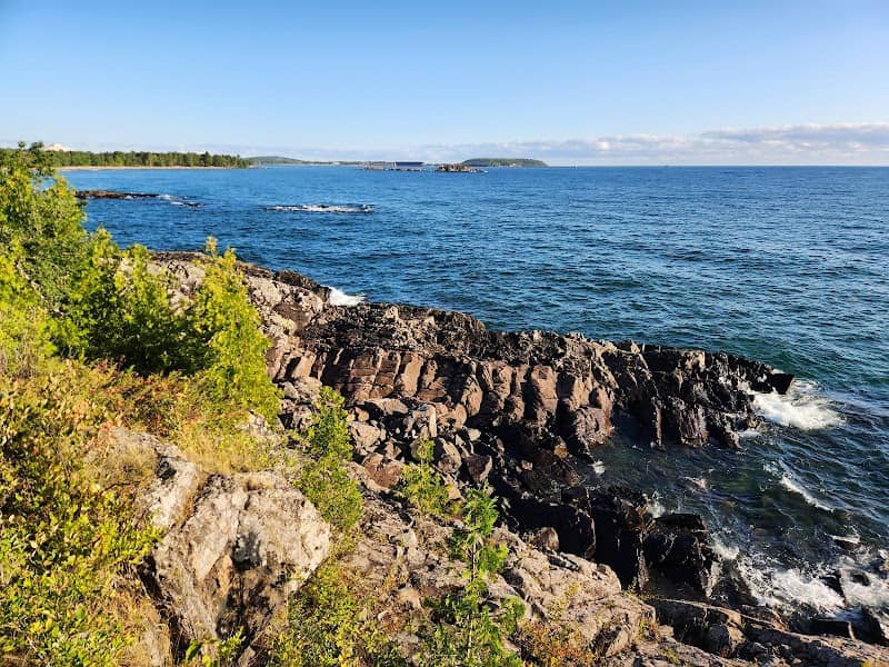 Marquette Harbor Lighthouse - Image 3
