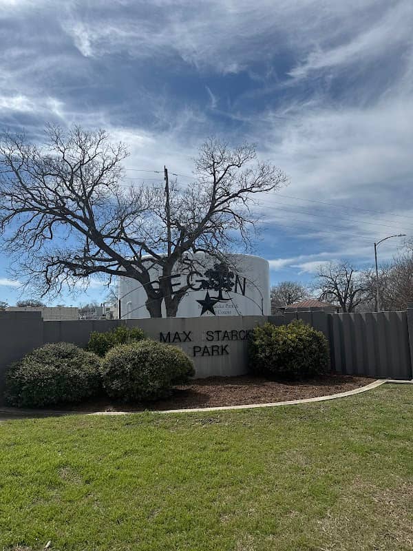 Max Starcke Park - Image 3