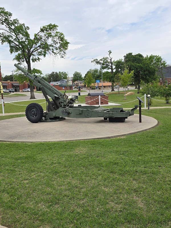 Woodland Veterans Park - Image 2