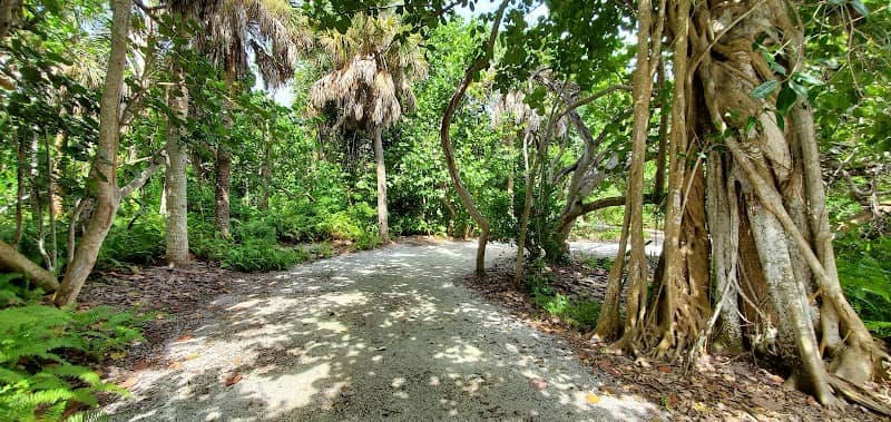 Shipley Trail Parking - Image 2