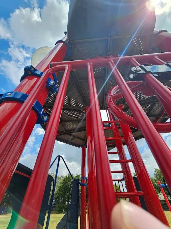 Verona Park - Image 2