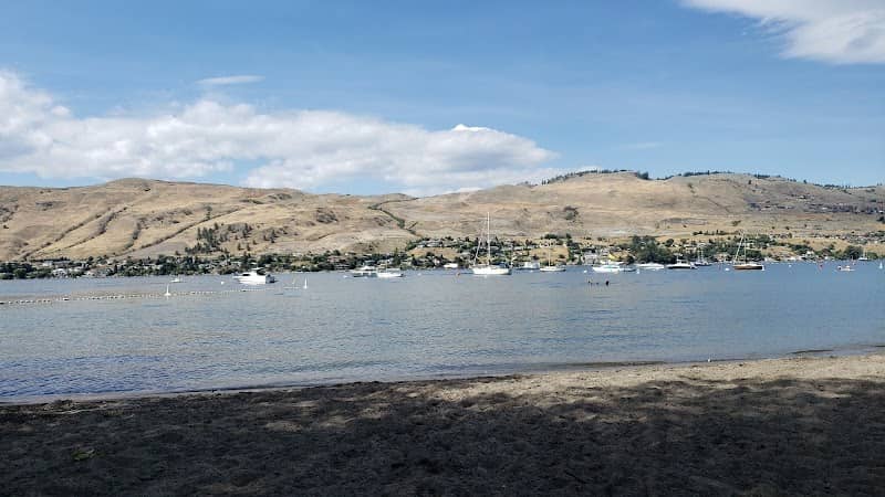 Paddlewheel Park & Beach - Image 1