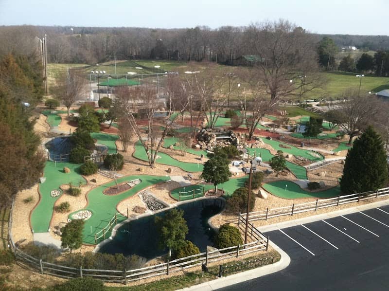 Bogeys Sports Park - Image 1