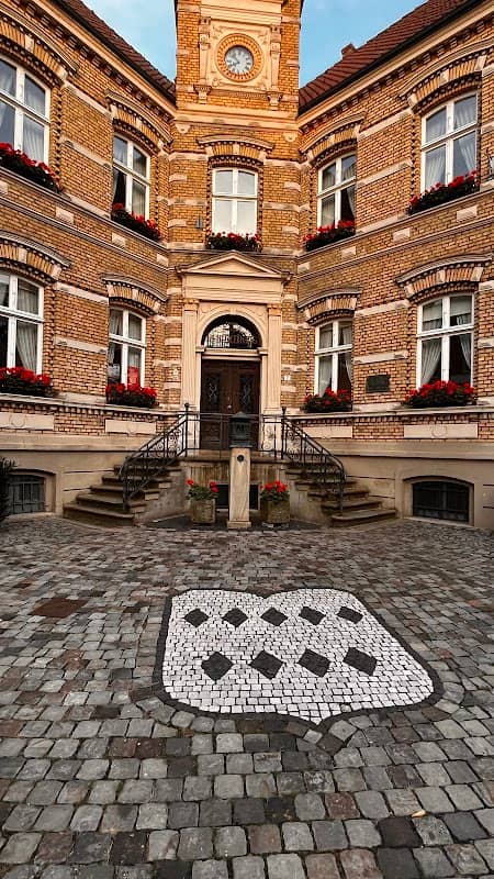 Heimathaus (Altes Rathaus) - Image 1