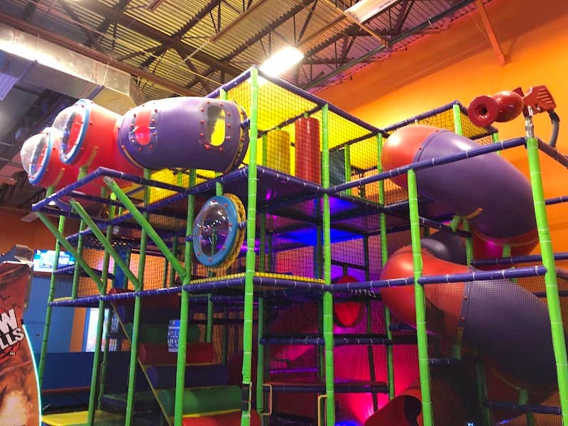 Arcade Zone Fun Park - Image 2
