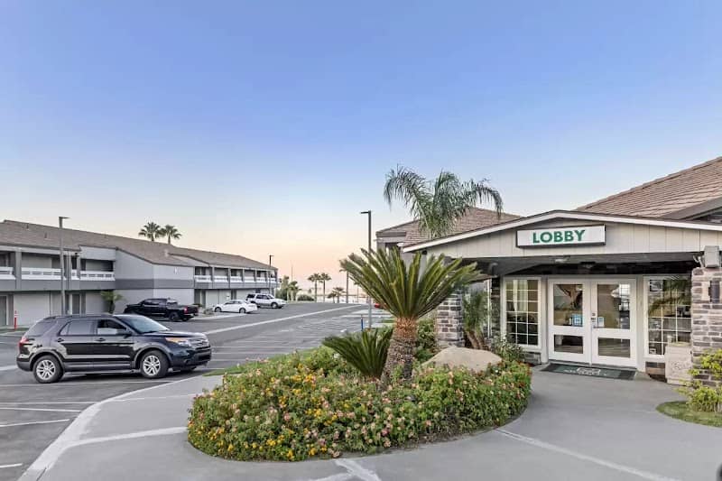 Quality Inn Kettleman City near Hwy 41 - Image 1