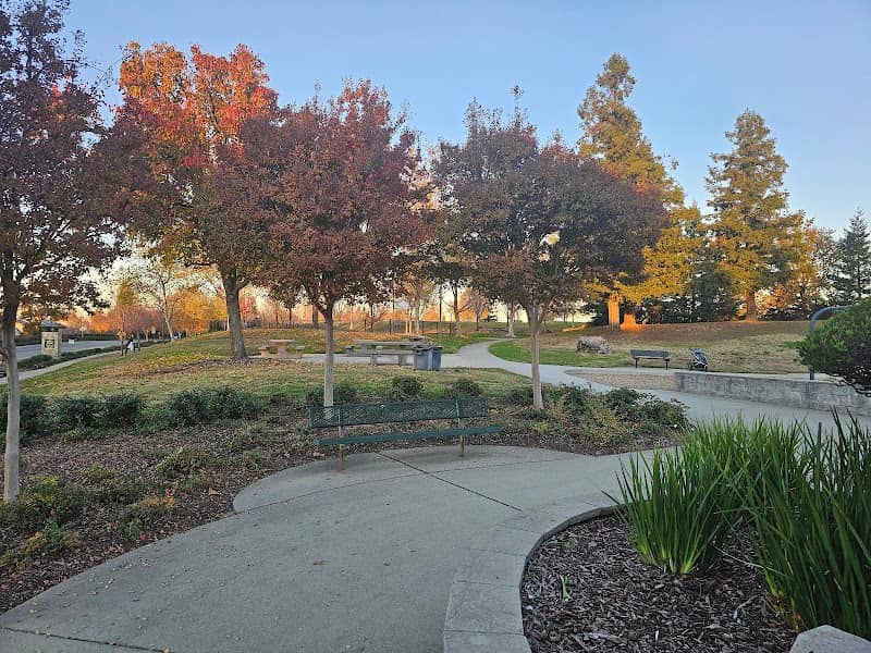Clarke Dominguez park - Image 2
