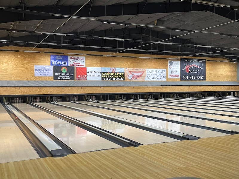 Country Lanes Bowling - Image 1