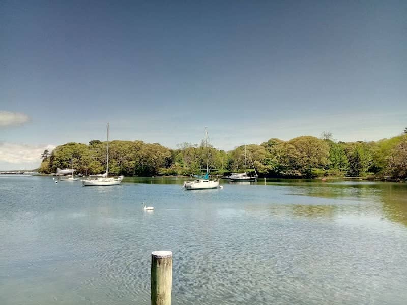 Tashmoo Springs Building - Image 1