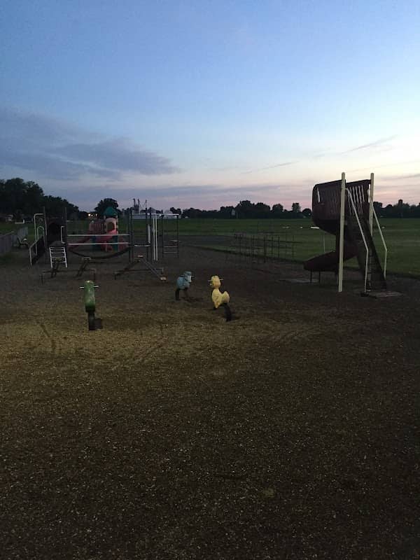 Sterling School Park - Image 1