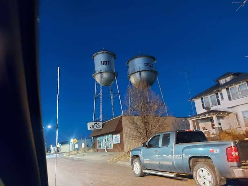 Hot and Cold Water Towers - Image 2