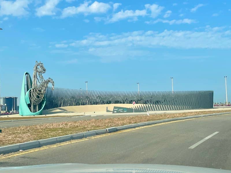 Abayyah Roundabout - Image 1