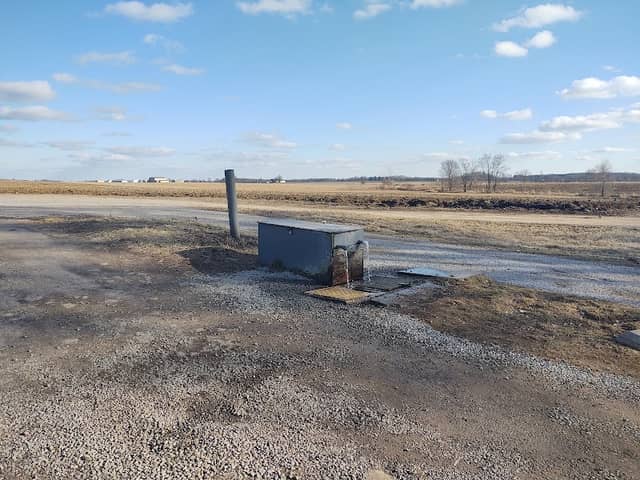 Artesian Spring Well - Image 1
