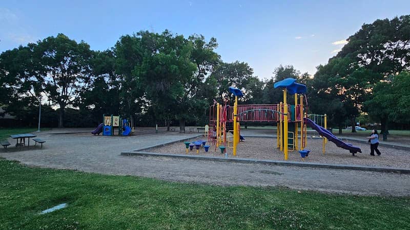 Arbor Oaks Park - Image 2