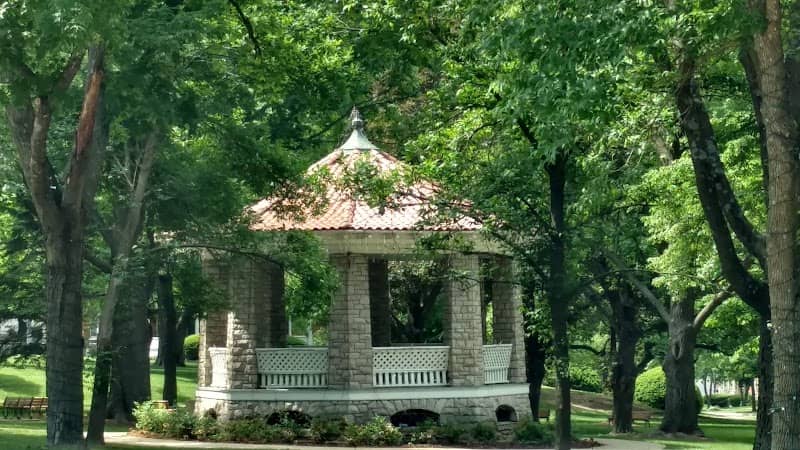 Zais Park - Image 2