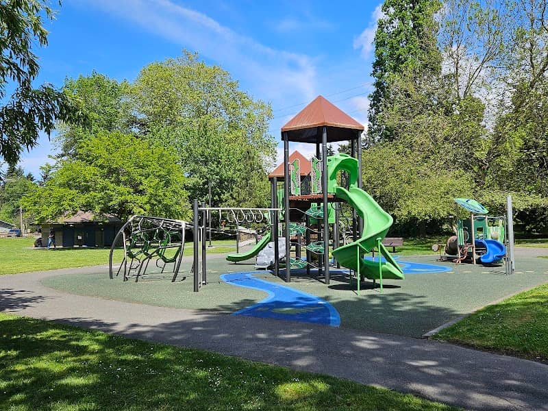Twin Ponds Park - Image 2