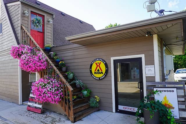 Indianapolis KOA Holiday - Image 1