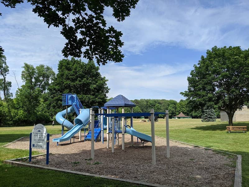Grand Woods Park - Image 1