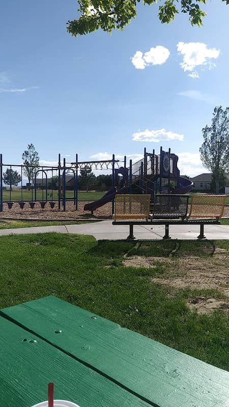 Settlers Village Park - Image 1