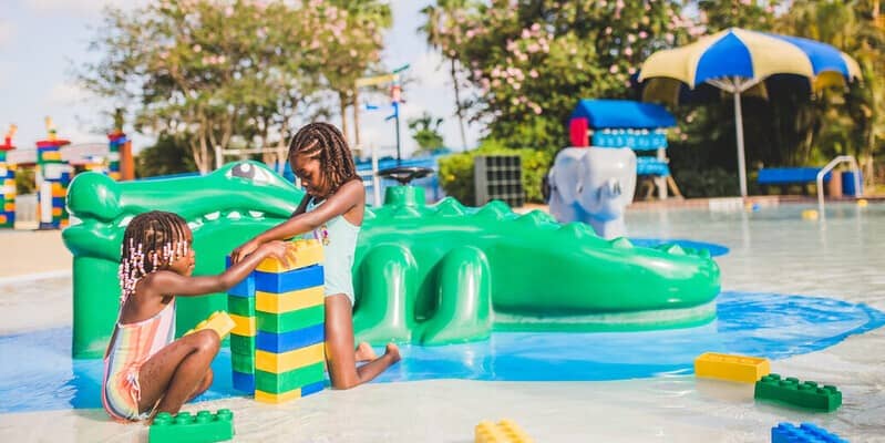 DUPLO® Splash Safari - Image 1