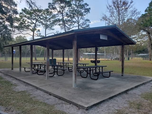 Greentree Park - Image 2