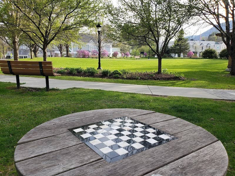 Veterans Memorial - Image 1
